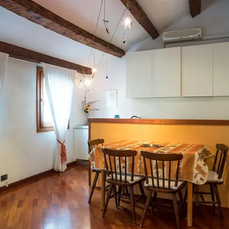 Venicevillas Castello Apartman *